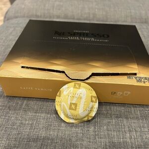 Nespresso Caffe Vanilio Capsules in Black and Gold